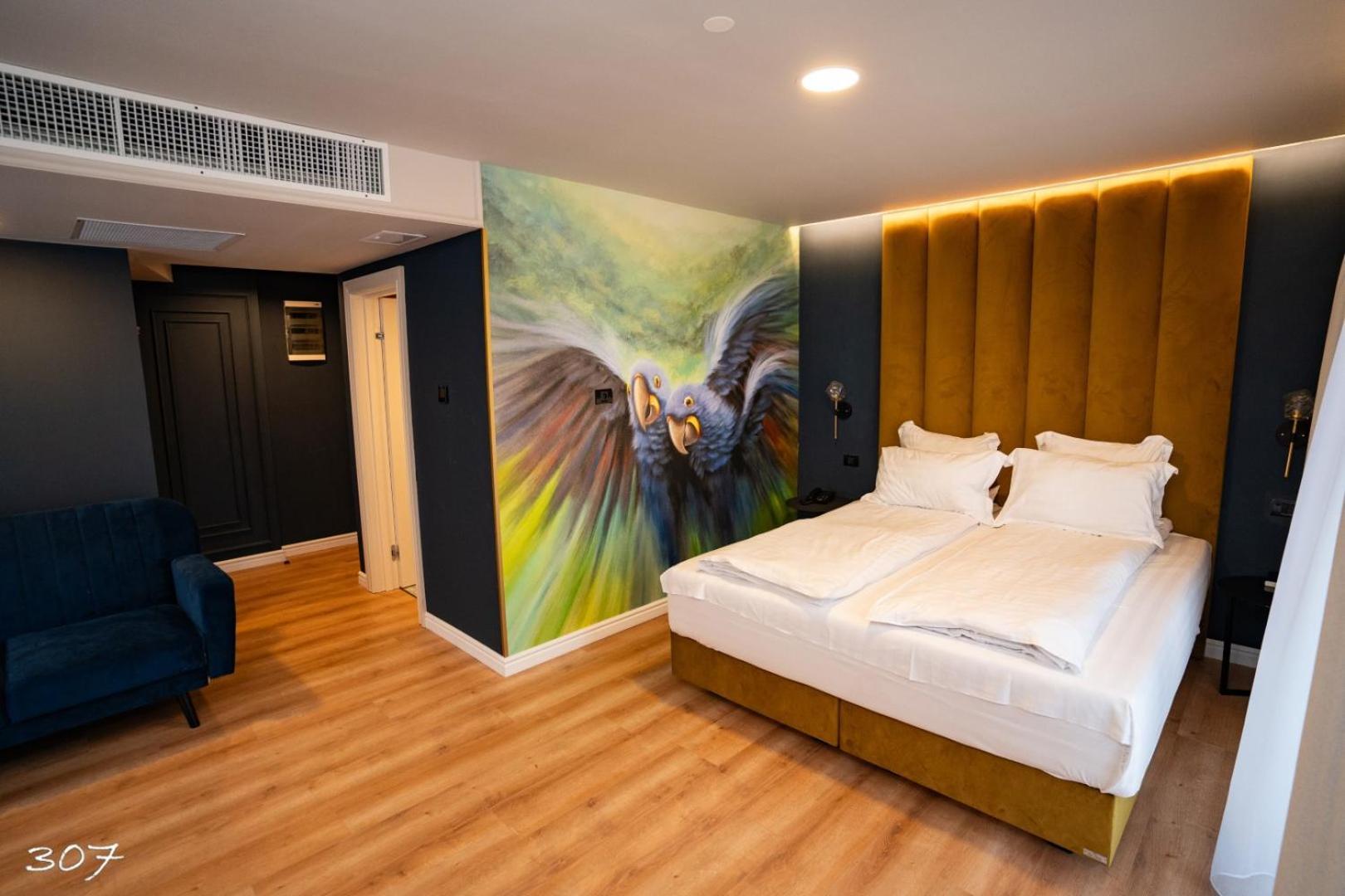 טימישוארה Cosmopolita Boutique Hotel מראה חיצוני תמונה