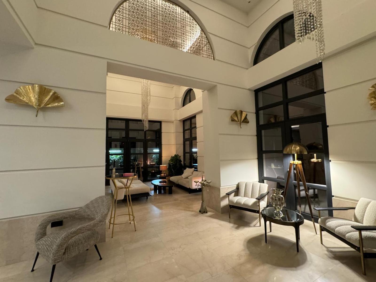 טימישוארה Cosmopolita Boutique Hotel מראה חיצוני תמונה