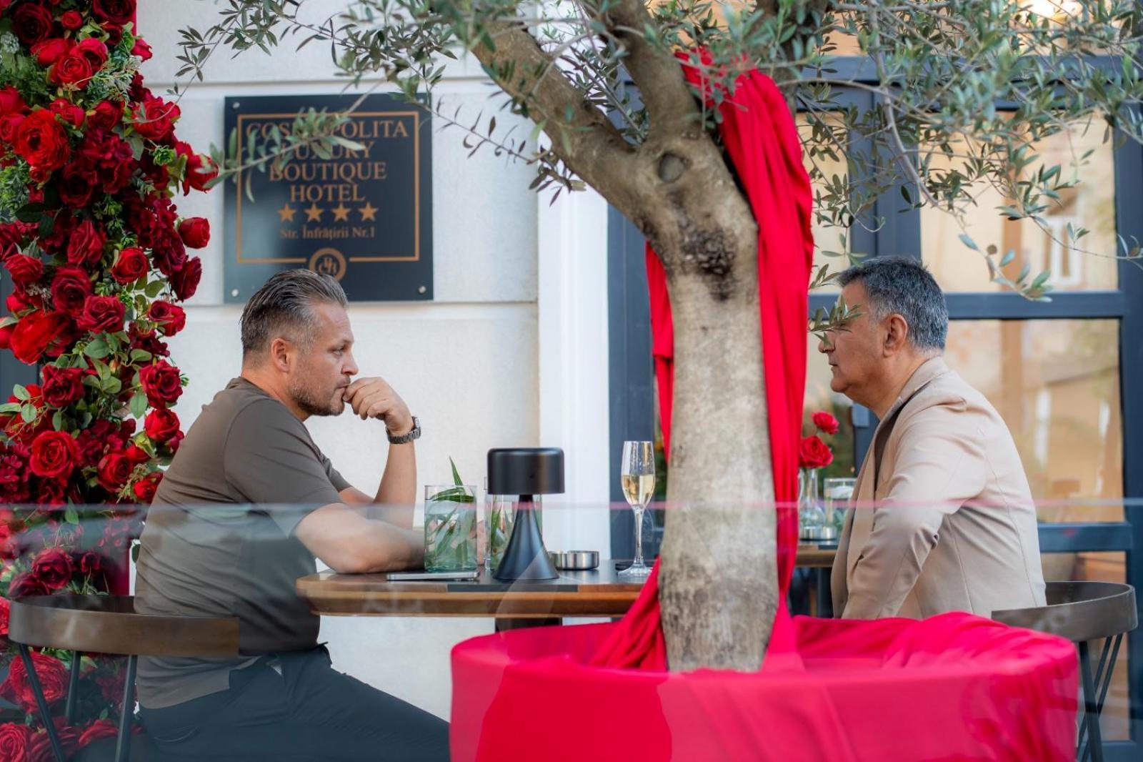 טימישוארה Cosmopolita Boutique Hotel מראה חיצוני תמונה